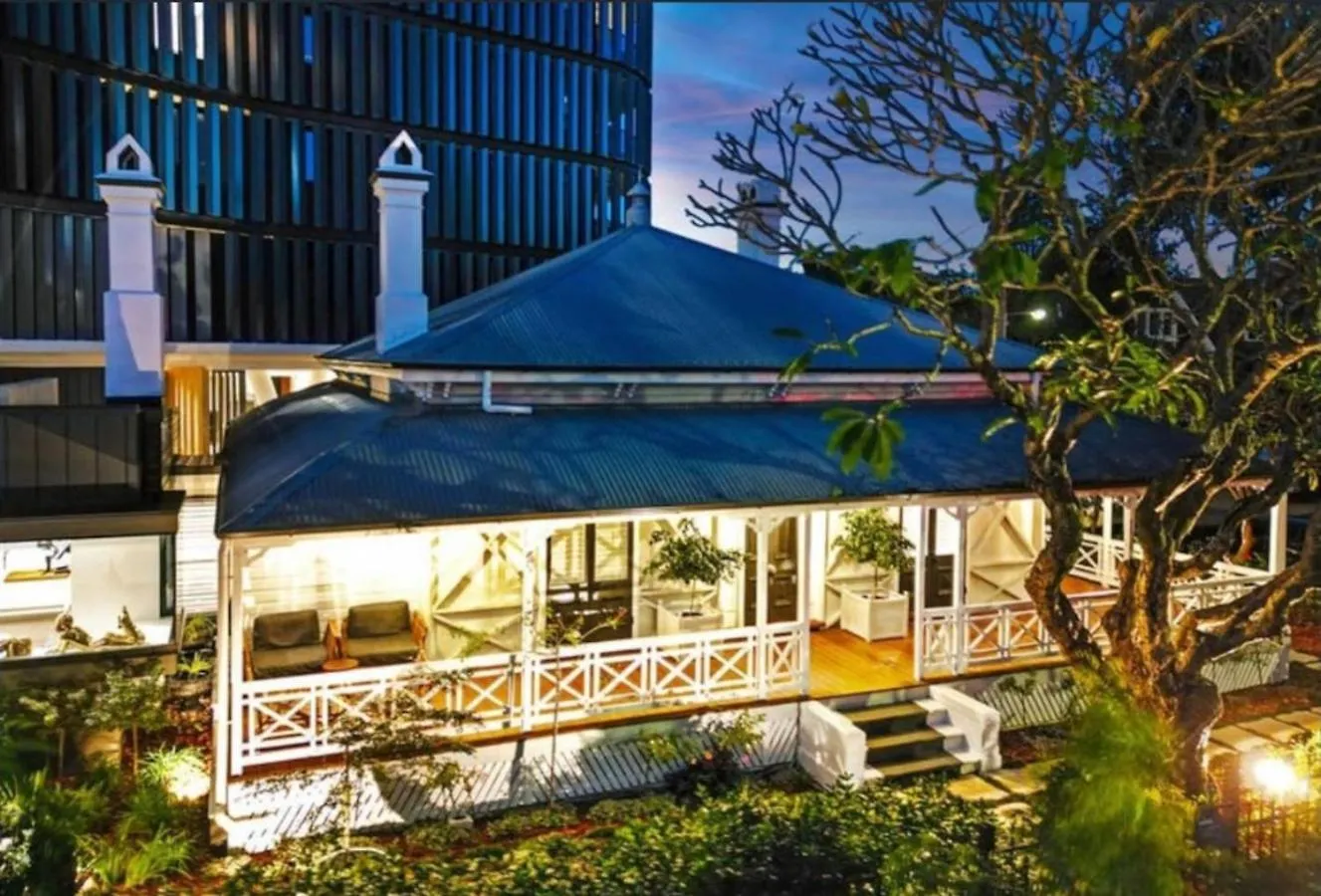 Holiday home Luxury Inner City Heritage House Brisbane