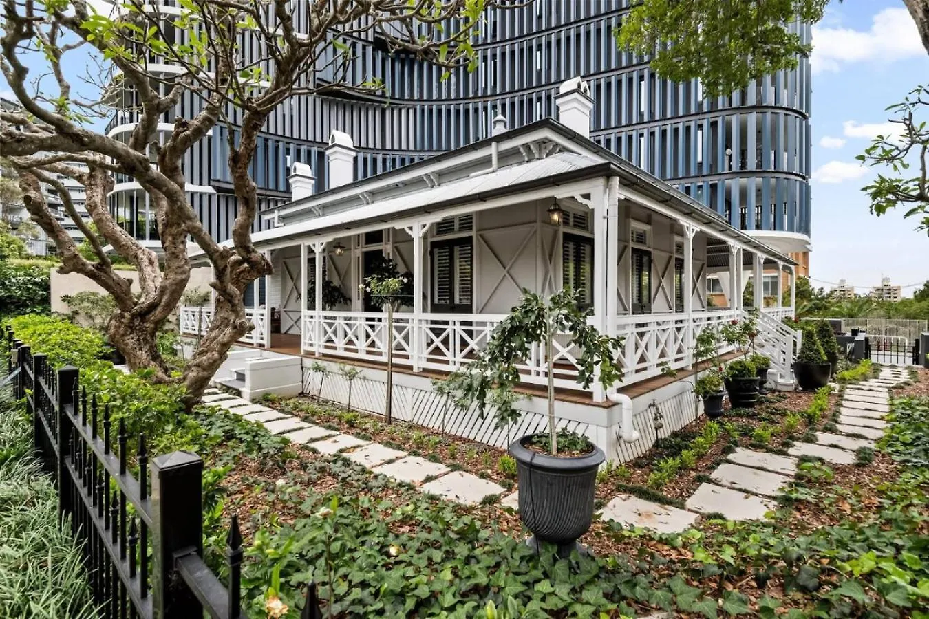 Luxury Inner City Heritage House Brisbane