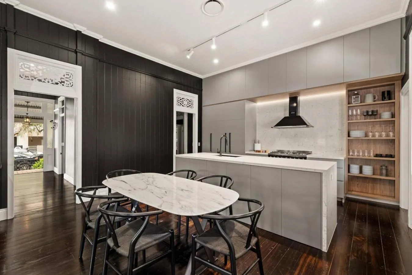 Luxury Inner City Heritage House Brisbane